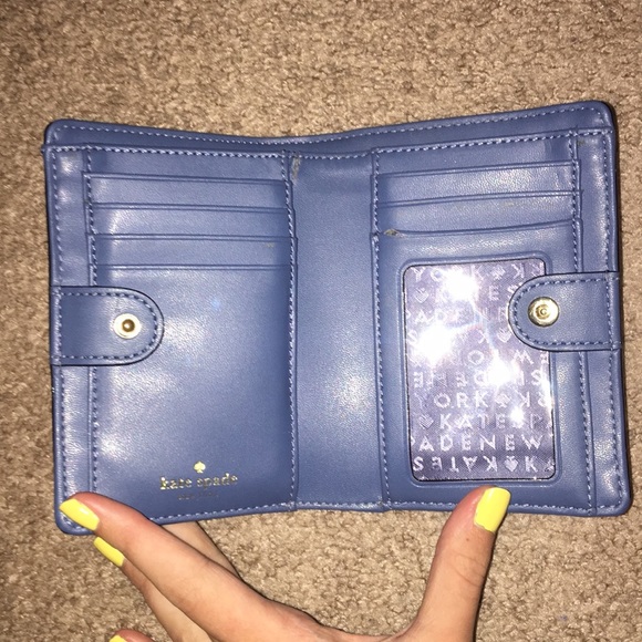 Kate Spade Wallet - Picture 2 of 8